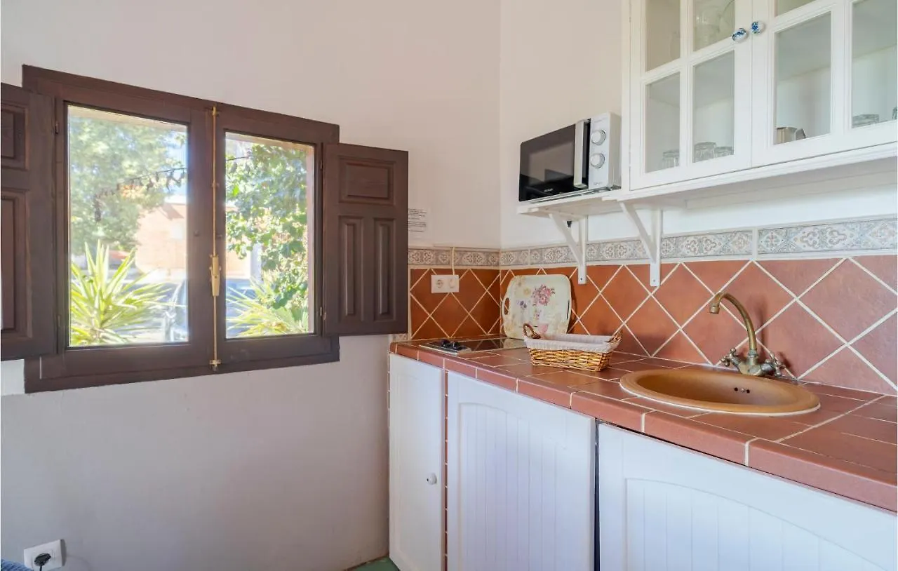 Beautiful Apartment In Tarifa With Kitchen